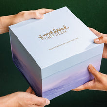 Load image into Gallery viewer, Holiday Cheer Gift Box