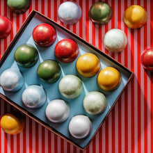 Load image into Gallery viewer, Holiday Cheer Gift Box
