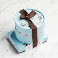 Load image into Gallery viewer, Merry &amp; Bright Gift Set
